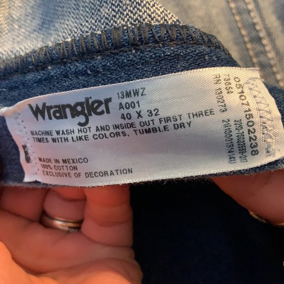 Men’s Wrangler cowboy cut 13MWZ 40x32 - Picture 2 of 4